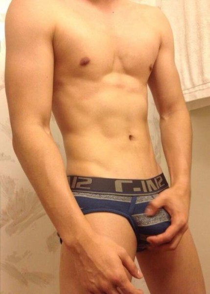 tumblr_nakr2cjHuV1sfiv5bo1_500.jpg