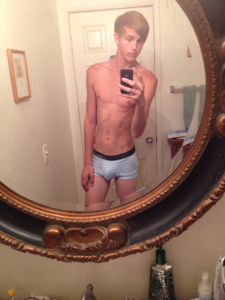 tumblr_my9xk5YC1r1t7gyp4o2_500.jpg