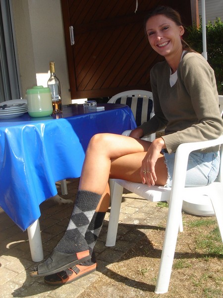 miss francaise en chaussettes