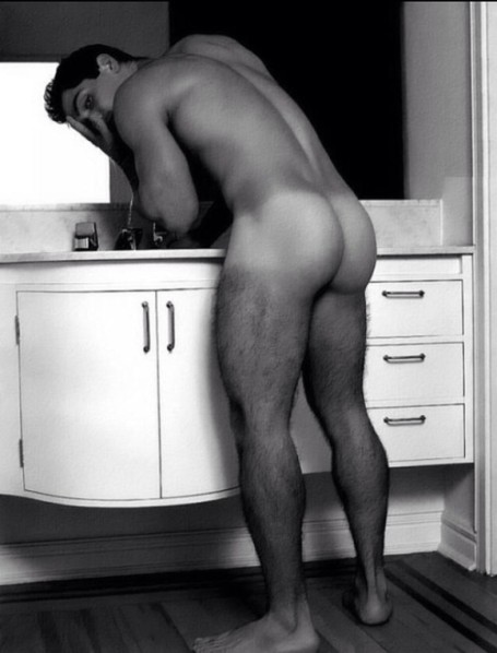 tumblr_ne800jQoUc1tcv38ro1_500.jpg