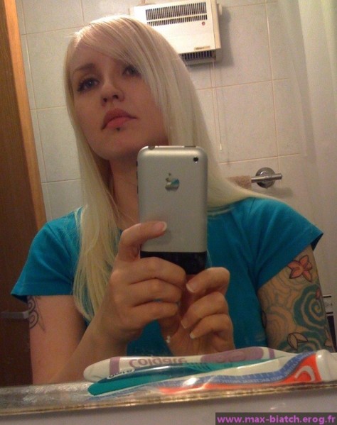 mobile-mirror-models-88 (Copier)