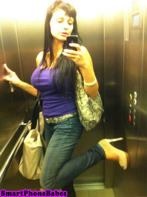 smartphonebabes169.jpg