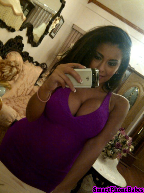 smartphonebabes158.jpg