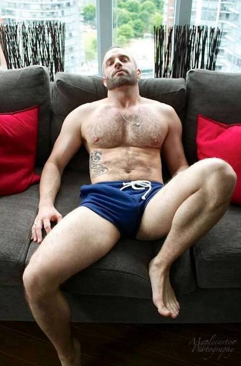 tumblr mwkgpgmUjs1rk4peno1 500
