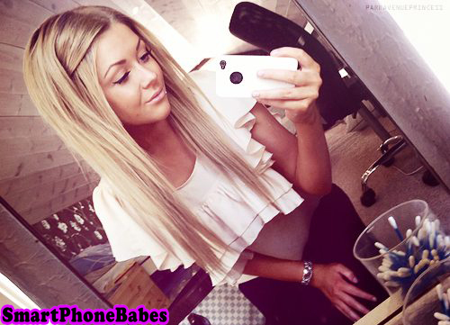 smartphonebabes212.jpg