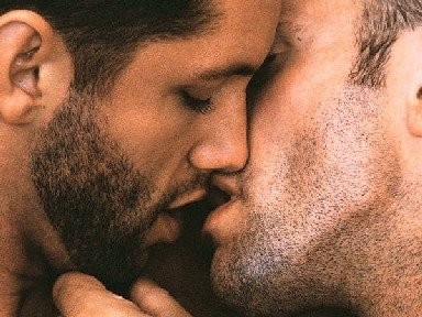 gay-male-kissing-cumshotlube--12-.jpg