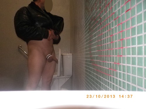 wc1.jpg