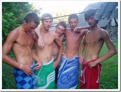 Teen boys with their towels15