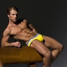 Sexy-men-in-yellow-underwear-cumshotlube--34-.jpg