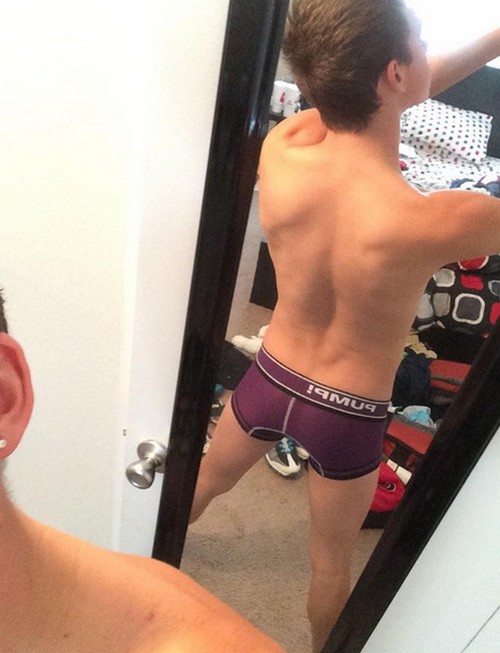 Essai-Jockstrap-N-2---Troy-Ryan.jpg