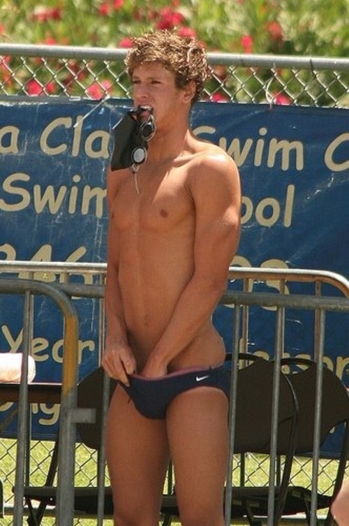 speedo18.jpg