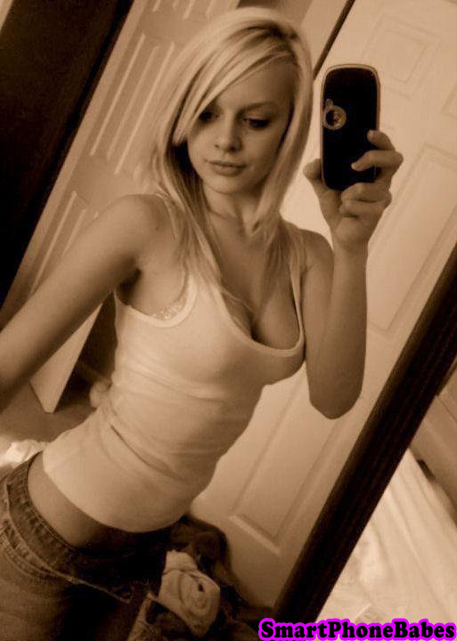 smartphonebabes80.jpg