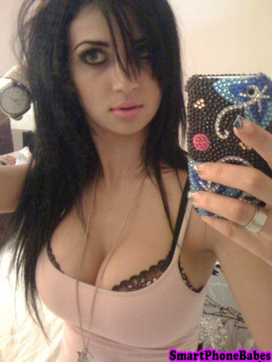 smartphonebabes143.jpg