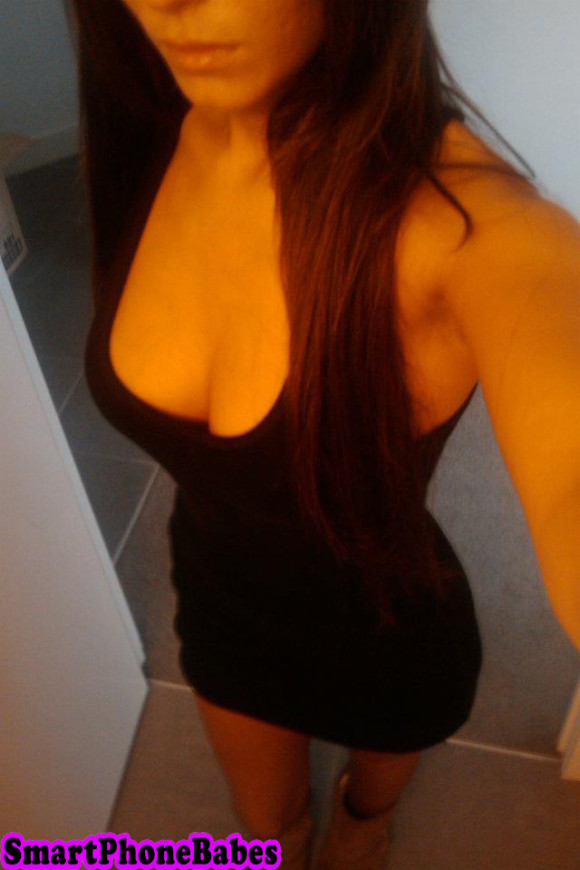 smartphonebabes173.jpg