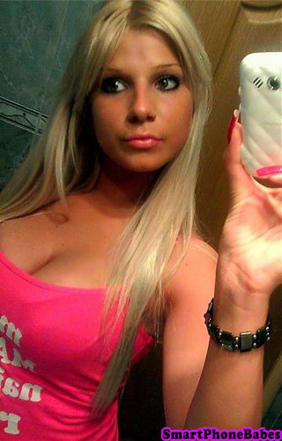 smartphonebabes181.jpg
