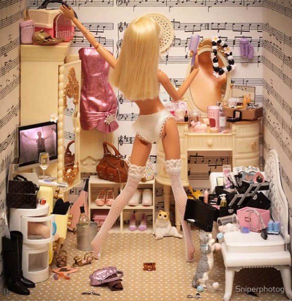 crazy-barbie-mariel-clayton-10
