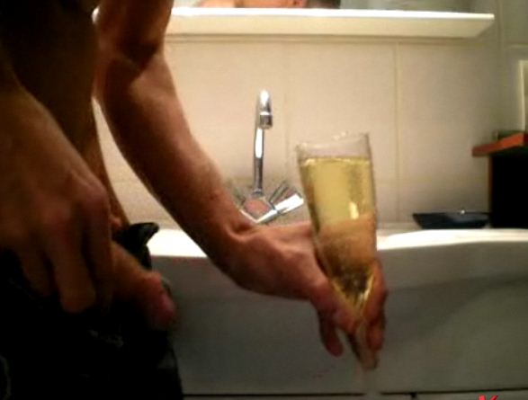 Piss Champagne Cup and drink (13)