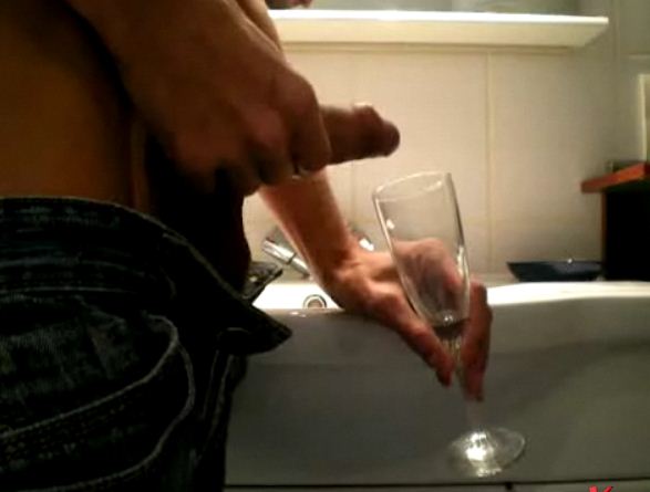 Piss Champagne cup and drink (2)