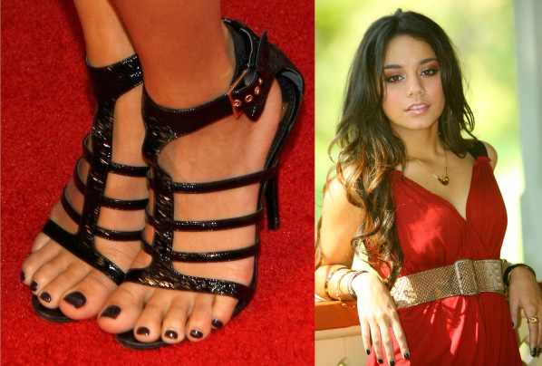 XVanessa feet