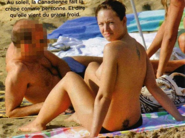 images-natasha-st-pier-nue-dans-plage-topless-sein-en-bikin.jpg