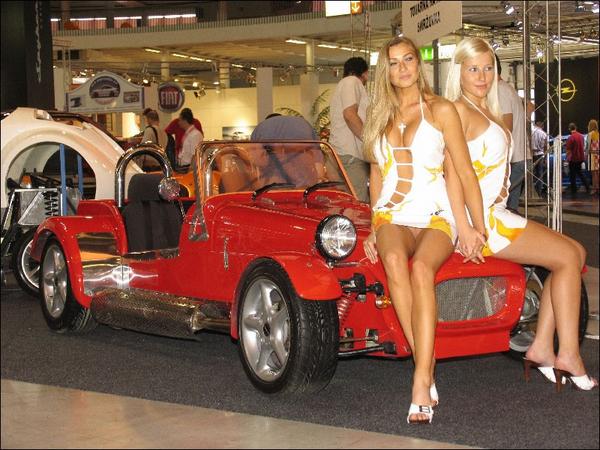 20071007b_meuf_salon_auto-1-.jpg
