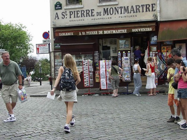 parisienne dans la rue