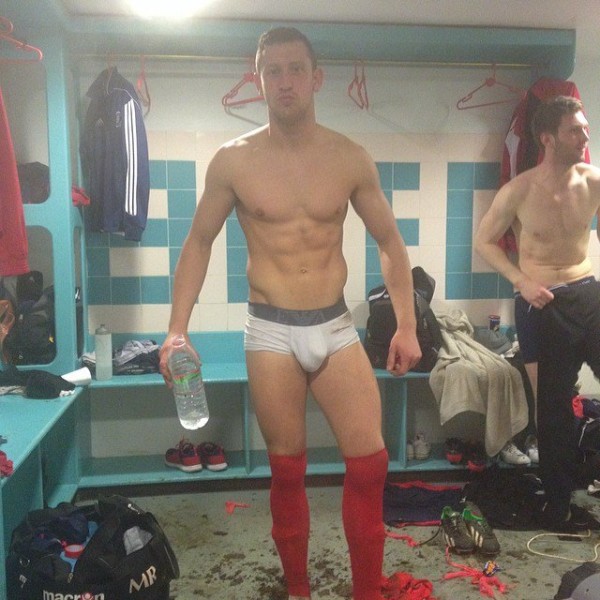 pic1 really hot soccer player big cock bulging in undies in