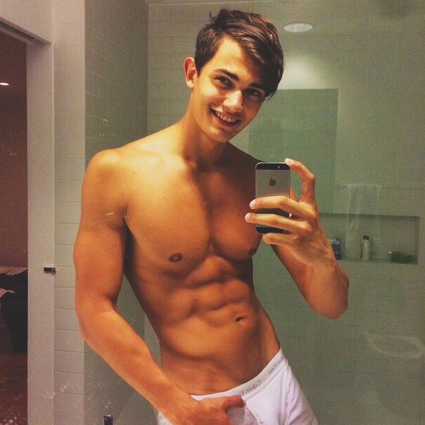 tumblr_nbmwuaexZY1ttmvuco1_1280.jpg