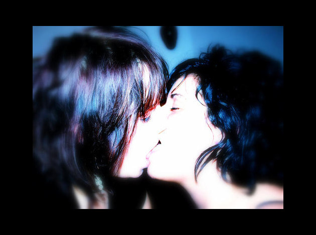 night_kiss.jpg