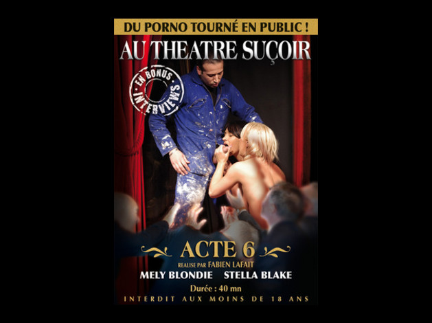 (DIV1110) Au théâtre Suçoir - Mely Blondie, Stella Blake