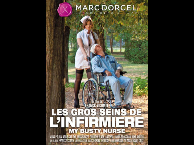 (DOR1112) Les gros seins de l'infirmière