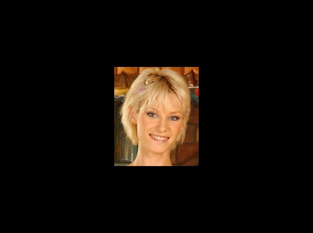 Tanja-Teen.jpg