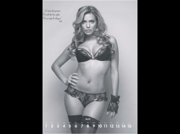 2011-01-02-calendrier-clara-morgane-2011 (8)