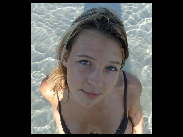2008-11-15-miss-champagne-01