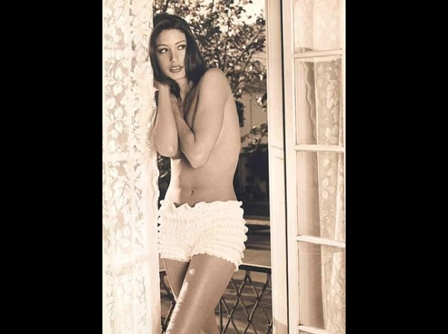 shannon_elizabeth14.jpg