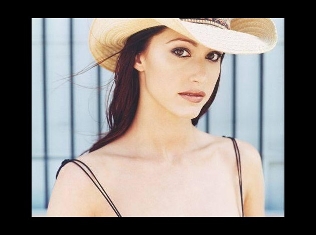 shannon_elizabeth33.jpg
