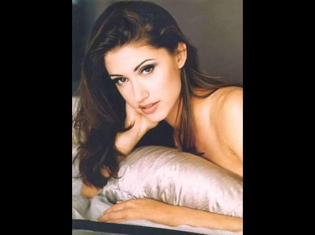 shannon_elizabeth36.jpg