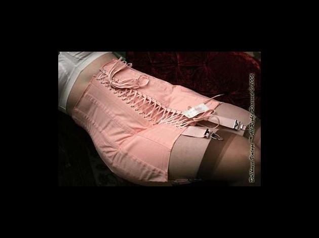 lingerievintage3.jpg