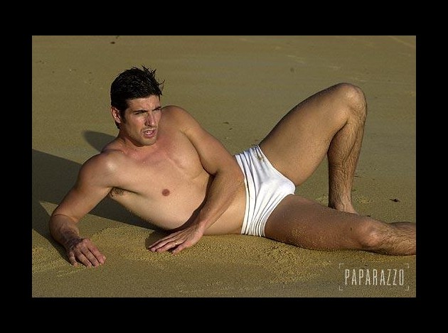 sex_gay_0_8318_107543_00.jpg