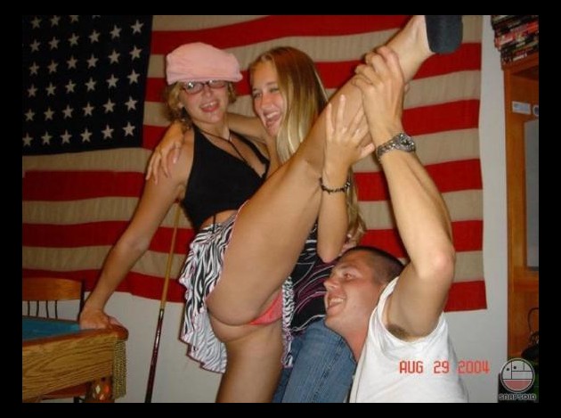 les_salopes_d_avril_bouffage_de_chatte.jpg