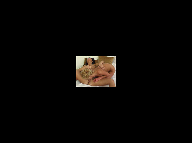 leche-moi-la-chatte32.jpg