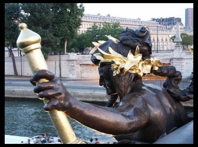paris000.jpg