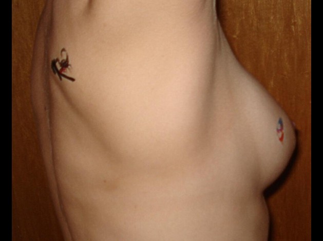 tatoo-moi-b.jpg
