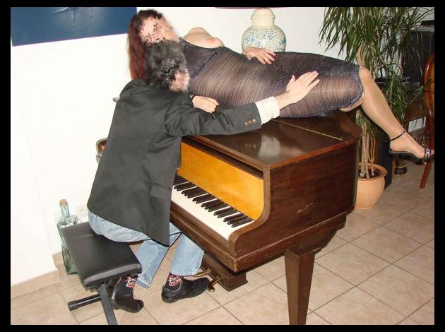 2008-01-31---piano-203-low.jpg