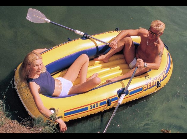 Camilla-Krabbe-aka-Linda-Blonde-Duo-in-a-yellow-boat--2-.jpg