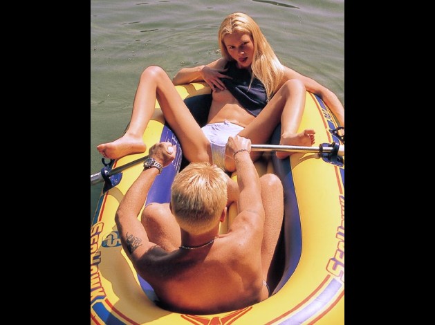 Camilla-Krabbe-aka-Linda-Blonde-Duo-in-a-yellow-boat--4-.jpg
