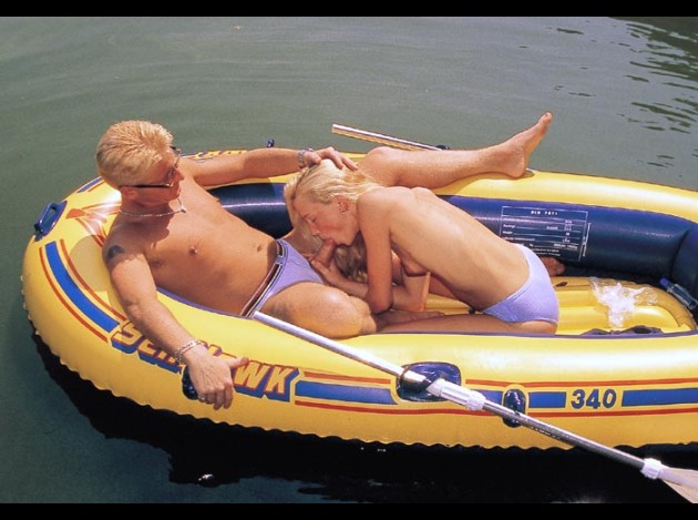 Camilla-Krabbe-aka-Linda-Blonde-Duo-in-a-yellow-boat--8-.jpg