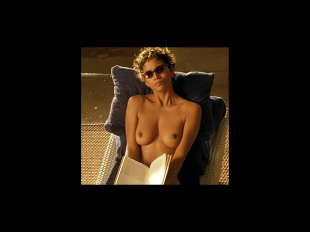 Halle-Berry-Nude--04-.jpg