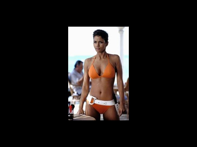 Halle-Berry-Vidcaps--14-.jpg