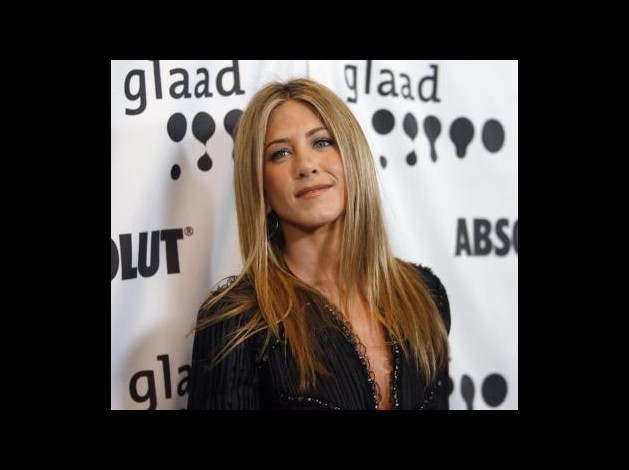 Jennifer-Aniston--33-.jpg
